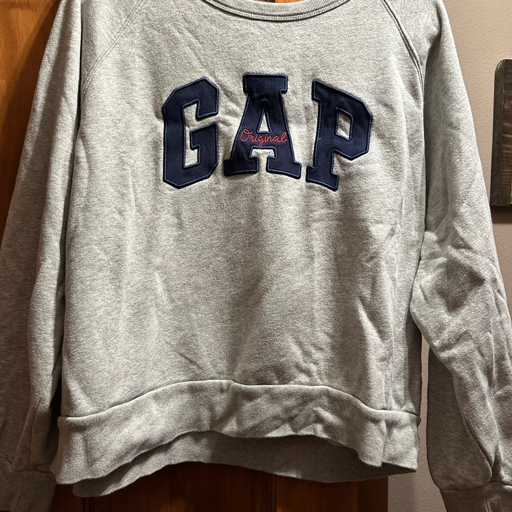 GAP Heather Gray Sweatshirt XXL